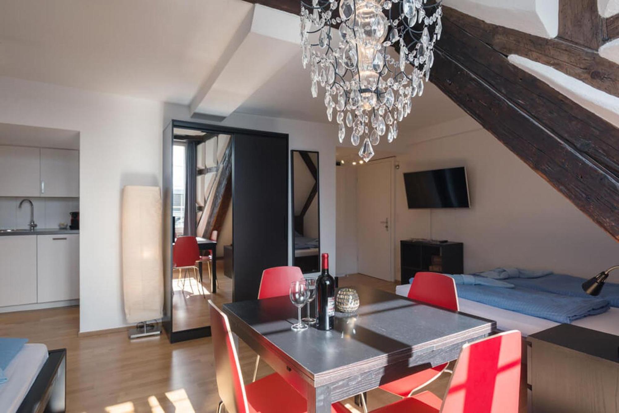 Hitrental Chapel Bridge Apartments Luzern Dış mekan fotoğraf